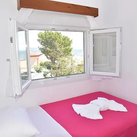 Boskos 2 Vilă Vrasná